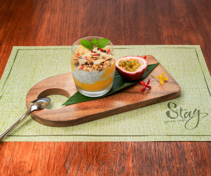 Stay Green Cafe : Mango Pudding stay green cafe phuket