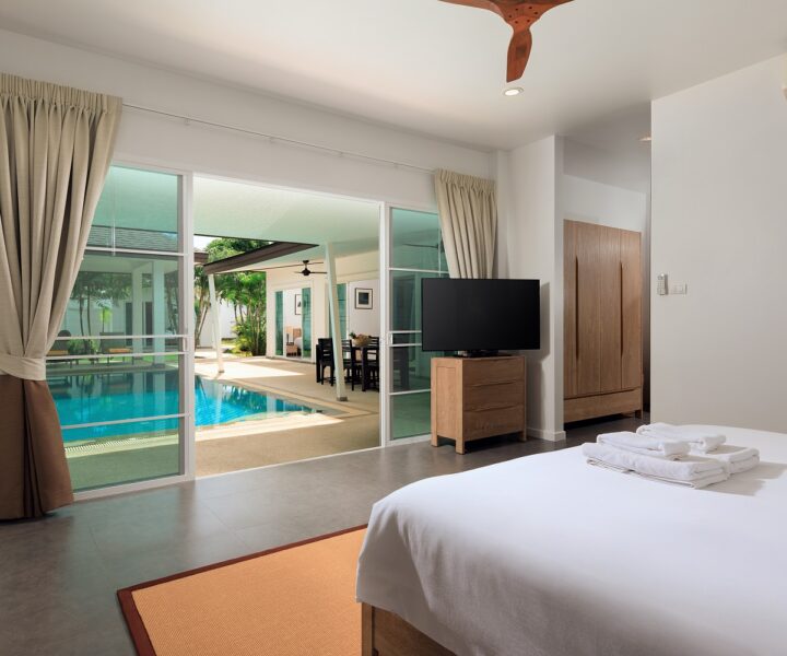 4-Bedroom Private Pool Villas : 4 bedrooms pool villa rawai